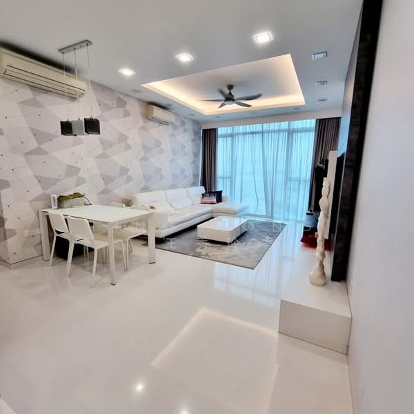 76 Shenton, 76 Shenton Way, 2 Bedrooms, 979 sqft, Apartment For Sale, by Ling Wong 王秀玲, 500190522 - PropertyGuru.com.sg