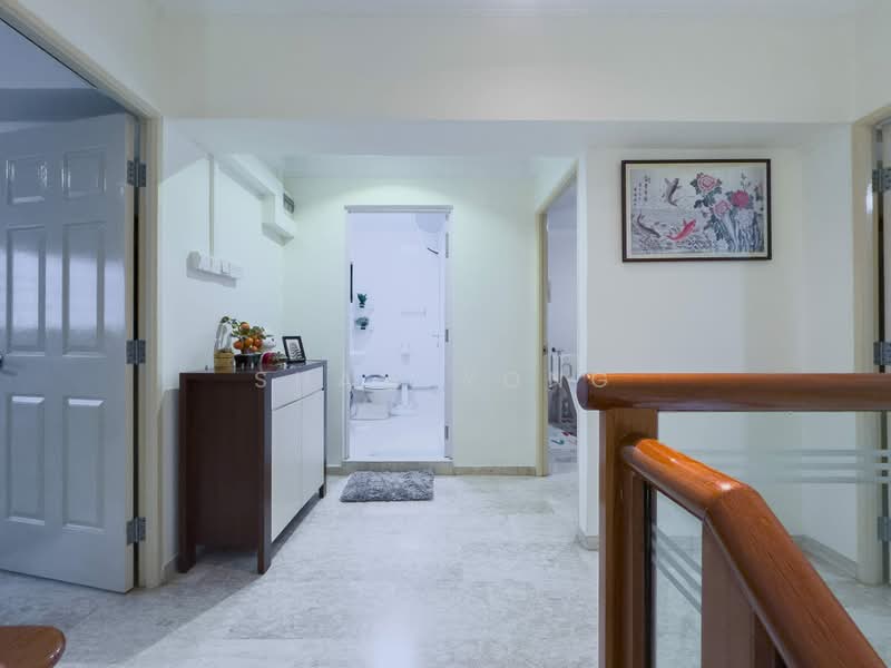 893 Tampines Avenue 8, 893 Tampines Avenue 8, 4 Bedrooms, 1,539 sqft, HDB Flat For Sale, by Shaw Yong, 500190530 - Corridor - PropertyGuru.com.sg