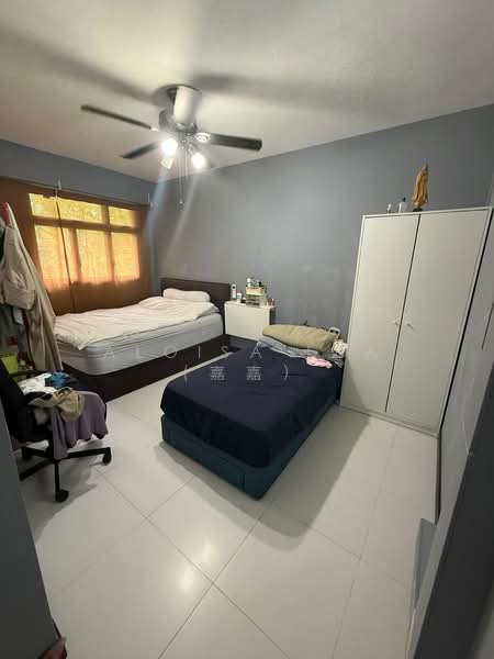 485 Segar Road, 485 Segar Road, 3 Bedrooms, 990 sqft, HDB Flat For Sale, by Aloisa Lua (嘉嘉), 500190542 - Bedroom - PropertyGuru.com.sg