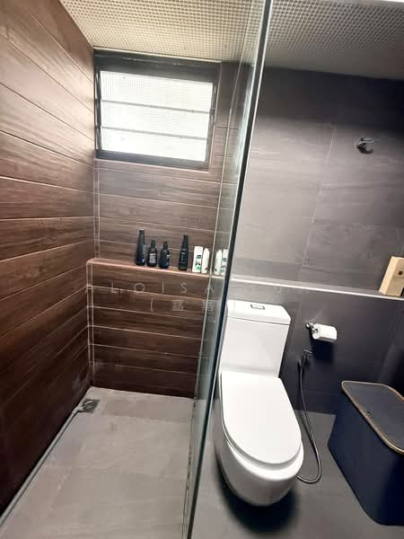 485 Segar Road, 485 Segar Road, 3 Bedrooms, 990 sqft, HDB Flat For Sale, by Aloisa Lua (嘉嘉), 500190542 - Bathroom - PropertyGuru.com.sg