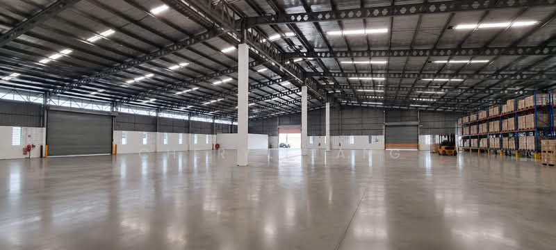 Warehouse in West Singapore, , 24,500 sqft, Factory / Workshop (B2) For Rent, by Cheryl Tang, 500190546 - Interior - CommercialGuru.com.sg