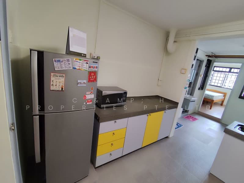 113 Lorong 1 Toa Payoh, 113 Lorong 1 Toa Payoh, 3 Bedrooms, 700 sqft, HDB Flat For Rent, by TOK CHWEE LUAN JASMIN, 500190552 - Kitchen - PropertyGuru.com.sg