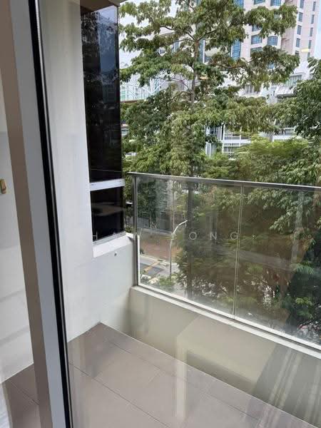 Loft @ Nathan, 31 Nathan Road, Tanglin / Holland / Bukit Timah, 1 Bedroom, 388 sqft, Condominium For Rent, by Shaw Yong, 500190554 - Balcony - PropertyGuru.com.sg