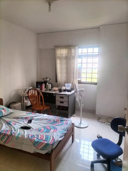 60 Lorong 4 Toa Payoh, 60 Lorong 4 Toa Payoh, 4 Bedrooms, 1,291 sqft, HDB Flat For Sale, by T.S Lau, 500190559 - Bedroom - PropertyGuru.com.sg