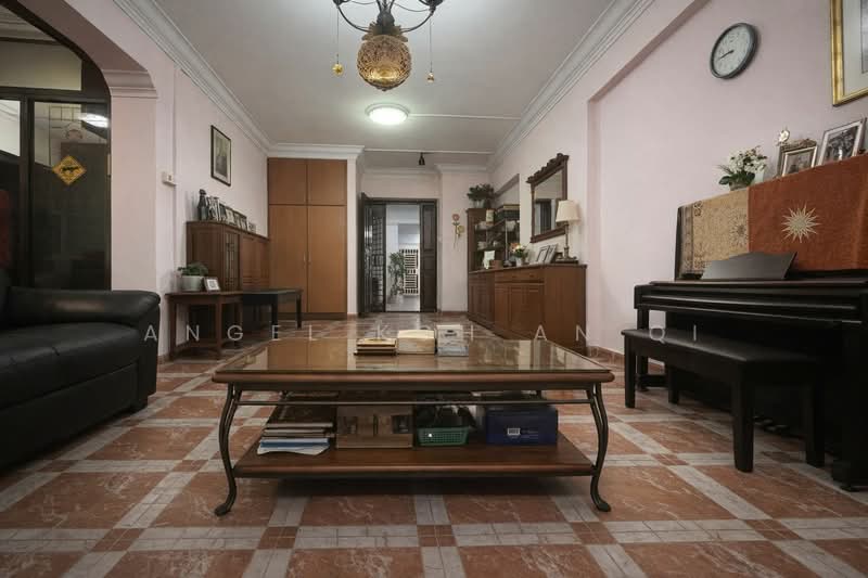 168 Petir Road, 168 Petir Road, 3 Bedrooms, 1,292 sqft, HDB Flat For Sale, by Angel Koh An Qi, 500190560 - Living Room - PropertyGuru.com.sg