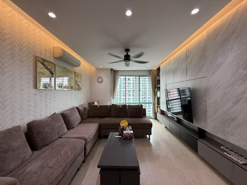 Hazel Park Condo, 21 Hazel Park Condo, 4 Bedrooms, 1,518 sqft, Condominium For Sale, by Alvin Yap, 500190561 - Living Room - PropertyGuru.com.sg