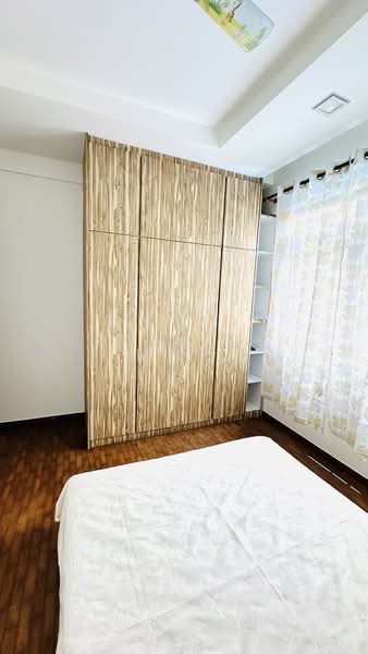 Summerdale, 10 Boon Lay Drive, 3 Bedrooms, 1,216 sqft, Condominium For Sale, by Grace Tan 陈丽玲, 500190573 - Bedroom - PropertyGuru.com.sg