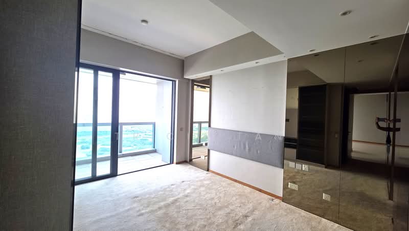 Marina Bay Residences, 18 Marina Boulevard, 2 Bedrooms, 1,130 sqft, Condominium For Sale, by Tricia Tan, 500190575 - Balcony - PropertyGuru.com.sg