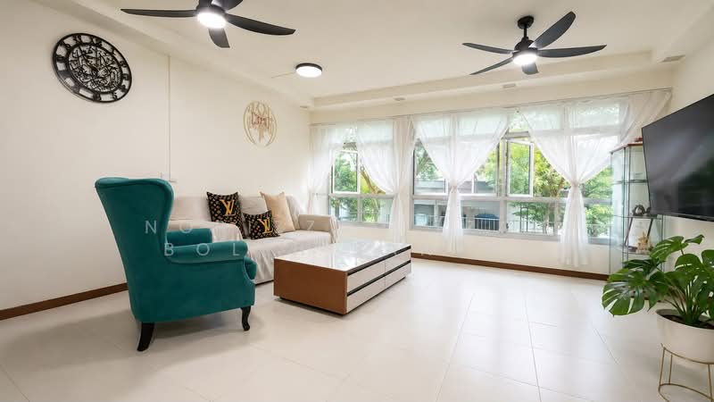 782B Woodlands Crescent, 782B Woodlands Crescent, 3 Bedrooms, 1,206 sqft, HDB Flat For Sale, by Norizzam (Zam Boleh Bantu), 500190577 - Living Room - PropertyGuru.com.sg