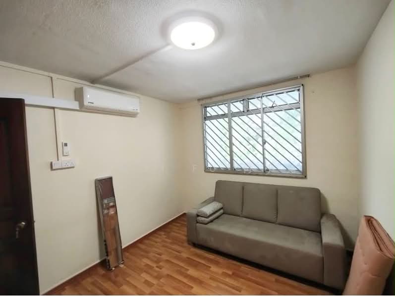 318 Ubi Avenue 1, 318 Ubi Avenue 1, Room Rental, 140 sqft, HDB Flat For Rent, by Cindy Fu 付小姐, 500190579 - Living Room - PropertyGuru.com.sg