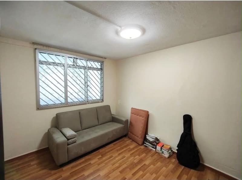 318 Ubi Avenue 1, 318 Ubi Avenue 1, Room Rental, 140 sqft, HDB Flat For Rent, by Cindy Fu 付小姐, 500190579 - Living Room - PropertyGuru.com.sg