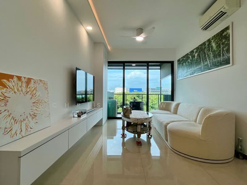 Kingsford Waterbay, 84 Upper Serangoon View, 3 Bedrooms, 883 sqft, Condominium For Sale, by Christine Wee, 500190582 - Living Room - PropertyGuru.com.sg