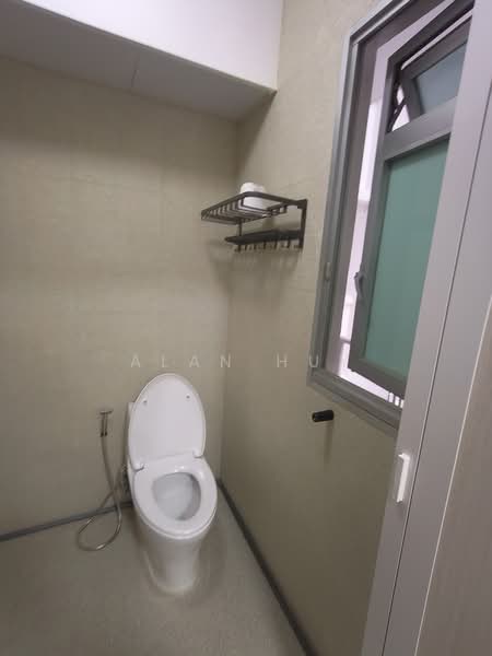 338B Anchorvale Crescent, 338B Anchorvale Crescent, Room Rental, 300 sqft, HDB Flat For Rent, by Alan Huy, 500190584 - Bathroom - PropertyGuru.com.sg