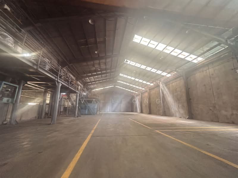 Pioneer Road vicinity, , 20,000 sqft, Factory / Workshop (B2) For Rent, by Eva Leong, 500190598 - Interior - CommercialGuru.com.sg