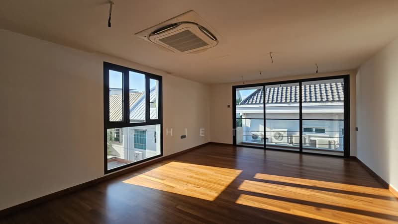 Serangoon Gardens Estate, , 6 Bedrooms, 2,805 sqft, Semi-Detached House For Sale, by Sophie Toh, 500190605 - Interior - PropertyGuru.com.sg