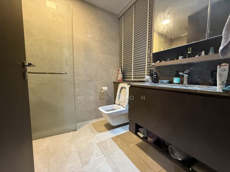 Juniper Hill, 39 Ewe Boon Road, 2 Bedrooms, 635 sqft, Condominium For Sale, by May Loh, 500190613 - Bathroom - PropertyGuru.com.sg