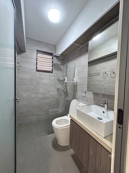 180 Bedok North Road, 180 Bedok North Road, 3 Bedrooms, 990 sqft, HDB Flat For Rent, by Winnie Ding, 500190616 - Bathroom - PropertyGuru.com.sg