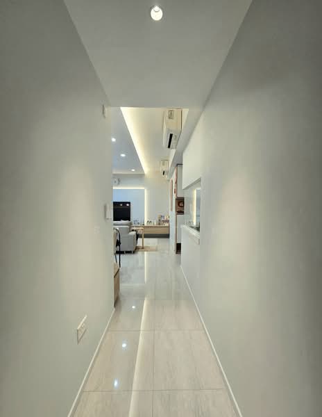 Parc Centros, 84 Punggol Central, 3 Bedrooms, 1,141 sqft, Condominium For Sale, by Sam Tan, 500190625 - Corridor - PropertyGuru.com.sg