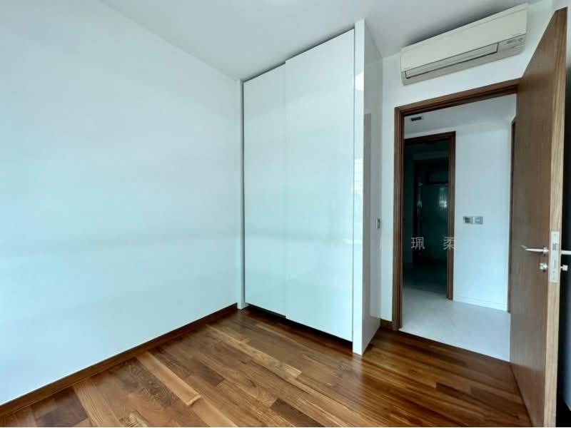 Suites at Orchard, 38 Handy Road, 2 Bedrooms, 829 sqft, Condominium For Sale, by Carol Liew 廖珮柔, 500190650 - PropertyGuru.com.sg