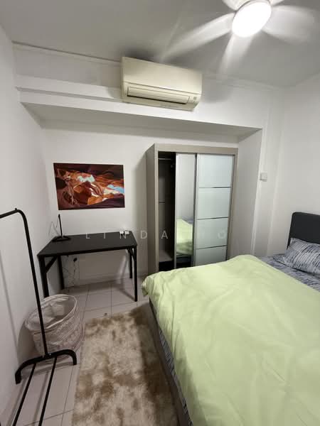 Pandan Valley, 1 Pandan Valley, Room Rental, 80 sqft, Condominium For Rent, by Linda Ho, 500190662 - Bedroom - PropertyGuru.com.sg