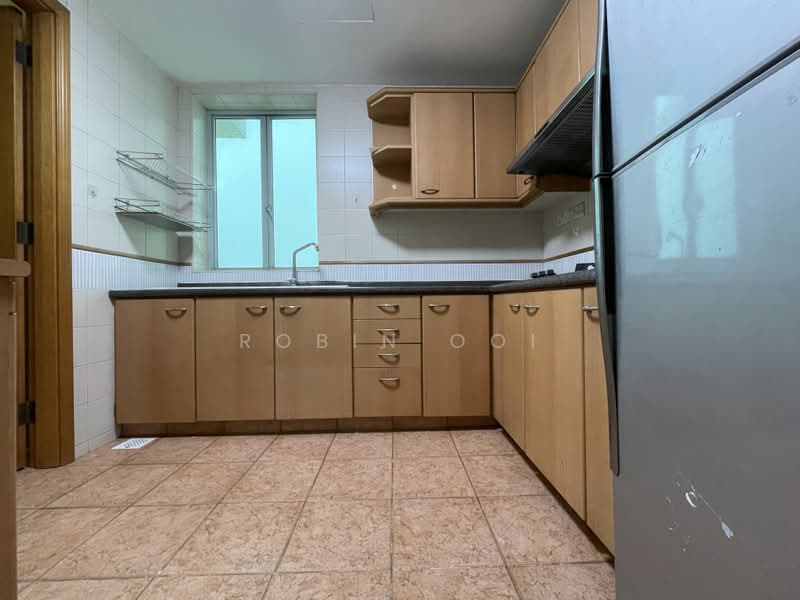 Guilin View, 22 Bukit Batok Street 52, 3 Bedrooms, 1,259 sqft, Condominium For Sale, by Robin Ooi, 500190663 - Kitchen - PropertyGuru.com.sg