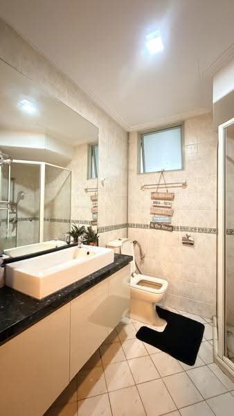 Guilin View, 22 Bukit Batok Street 52, Dairy Farm / Bukit Panjang / Choa Chu Kang, 3 Bedrooms, 1,259 sqft, Condominium For Sale, by Robin Ooi, 500190663 - Bathroom - PropertyGuru.com.sg