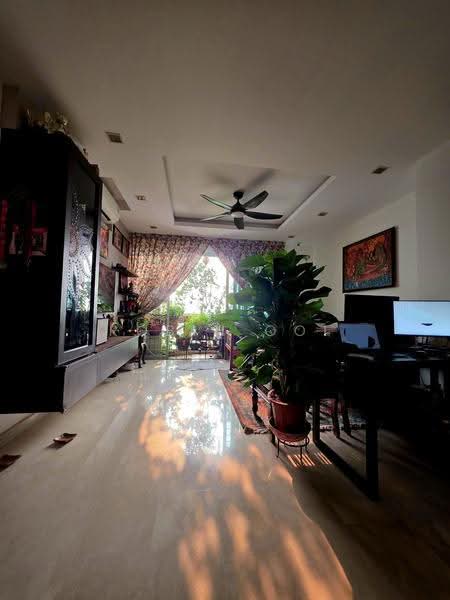 Guilin View, 22 Bukit Batok Street 52, Dairy Farm / Bukit Panjang / Choa Chu Kang, 3 Bedrooms, 1,259 sqft, Condominium For Sale, by Robin Ooi, 500190663 - Living Room - PropertyGuru.com.sg
