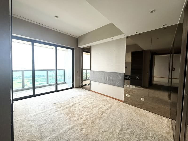 Marina Bay Residences, 18 Marina Boulevard, 2 Bedrooms, 1,130 sqft, Condominium For Sale, by LORRAINE CHEW LUO LIN, 500190666 - Balcony - PropertyGuru.com.sg
