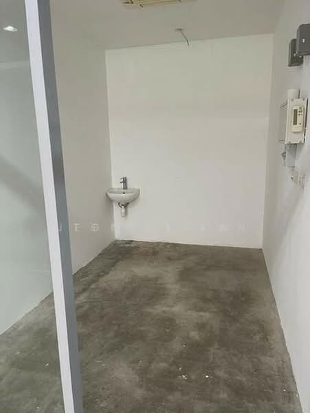 Suites at Bukit Timah, 68 Jalan Jurong Kechil, 97 sqft, Shop / Shophouse For Sale, by Tony Liaw, 500190667 - Interior - CommercialGuru.com.sg