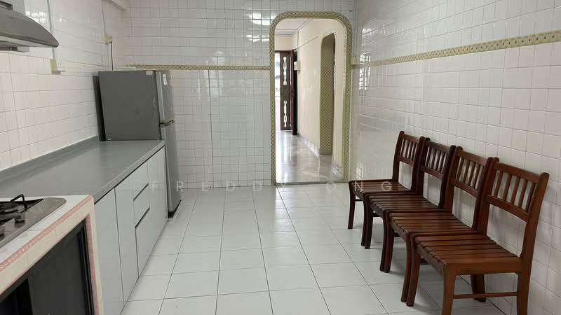 121 Ang Mo Kio Avenue 3, 121 Ang Mo Kio Avenue 3, 2 Bedrooms, 721 sqft, HDB Flat For Sale, by Freddy Ong, 500190673 - Kitchen - PropertyGuru.com.sg