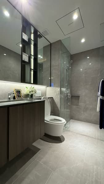 Grand Dunman, 18 Dunman Road, 5 Bedrooms, 2,131 sqft, Condominium For Sale, by Edmund Tan, 500190680 - Bathroom - PropertyGuru.com.sg