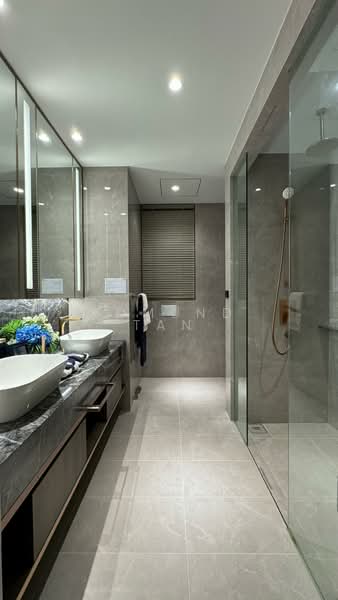 Grand Dunman, 18 Dunman Road, 5 Bedrooms, 2,131 sqft, Condominium For Sale, by Edmund Tan, 500190680 - Bathroom - PropertyGuru.com.sg