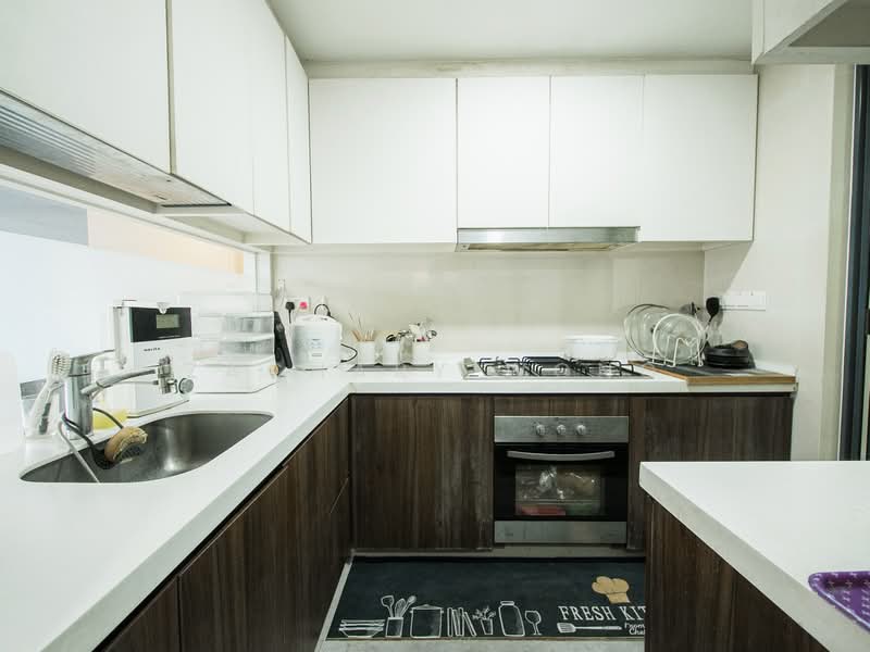 Riversound Residence, 3 Sengkang East Avenue, 4 Bedrooms, 1,346 sqft, Condominium For Sale, by Zachary Wong, 500190682 - Kitchen - PropertyGuru.com.sg