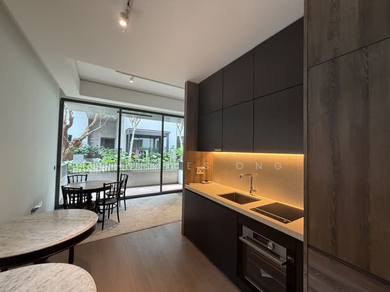 10 Evelyn, 10 Evelyn Road, 1 Bedroom, 581 sqft, Condominium For Sale, by Charles Ong, 500190686 - Kitchen - PropertyGuru.com.sg