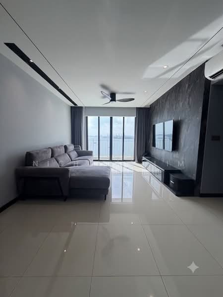 420A Northshore Drive, 420A Northshore Drive, 3 Bedrooms, 1,238 sqft, HDB Flat For Sale, by Nicholas Lim, 500190690 - Living Room - PropertyGuru.com.sg