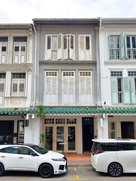No GST | Petite All-White Shophouse with High Pitched Ceiling, Tras Street Tanjong Pagar Road Amoy Street, 723 sqft, Office For Rent, by Krystal Khor, 500190692 - Exterior - CommercialGuru.com.sg