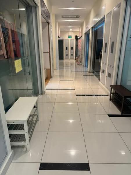 Centropod, 80 Changi Road, Eunos / Geylang / Paya Lebar, 194 sqft, Mall Shop For Sale, by Tony Liaw, 500190693 - Corridor - CommercialGuru.com.sg