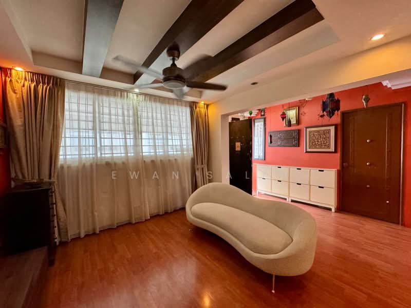 873 Tampines Street 84, 873 Tampines Street 84, 4 Bedrooms, 1,119 sqft, HDB Flat For Sale, by Ewan Saleh, 500190707 - Living Room - PropertyGuru.com.sg