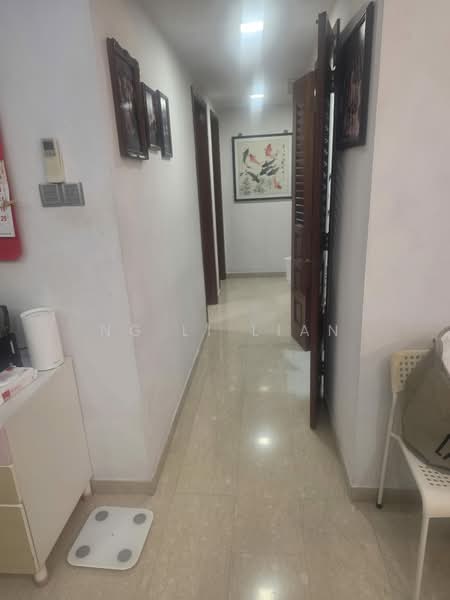 Carissa Park Condo, 2 Flora Drive, 4 Bedrooms, 1,647 sqft, Condominium For Rent, by Ng Li Lian, 500190727 - Corridor - PropertyGuru.com.sg