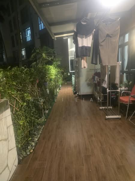 Carissa Park Condo, 2 Flora Drive, 4 Bedrooms, 1,647 sqft, Condominium For Rent, by Ng Li Lian, 500190727 - Balcony - PropertyGuru.com.sg