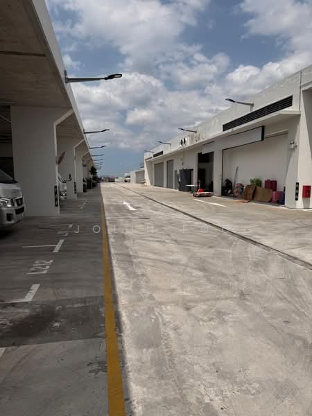 Ascent @ Gambas, 6 Gambas Way, 1,733 sqft, Factory / Workshop (B2) For Rent, by Jolin Foo, 500190728 - Exterior - CommercialGuru.com.sg