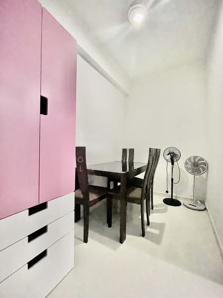 Q Bay Residences, 1 Tampines Street 86, 1 Bedroom, 667 sqft, Condominium For Sale, by Roxanne Liang, 500190731 - Dining Room - PropertyGuru.com.sg