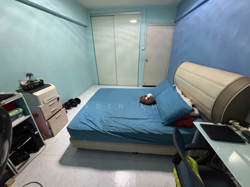 319 Sembawang Close, 319 Sembawang Close, 3 Bedrooms, 1,087 sqft, HDB Flat For Sale, by Aden Aw, 500190736 - Bedroom - PropertyGuru.com.sg
