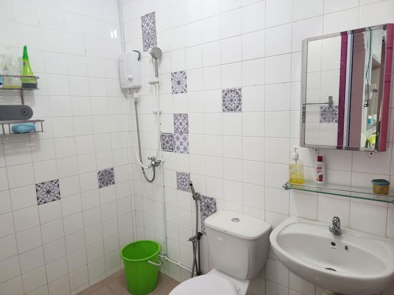 778 Pasir Ris Street 71, 778 Pasir Ris Street 71, Room Rental, 150 sqft, HDB Flat For Rent, by Eddie Ng, 500190744 - Bathroom - PropertyGuru.com.sg