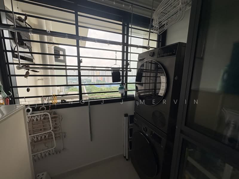 433B Northshore Drive, 433B Northshore Drive, Room Rental, 100 sqft, HDB Flat For Rent, by Chang J J Mervin, 500190745 - Balcony - PropertyGuru.com.sg