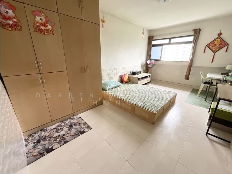 209 Boon Lay Place, 209 Boon Lay Place, 2 Bedrooms, 796 sqft, HDB Flat For Sale, by Darren Koh Chun Hong, 500190749 - Bedroom - PropertyGuru.com.sg