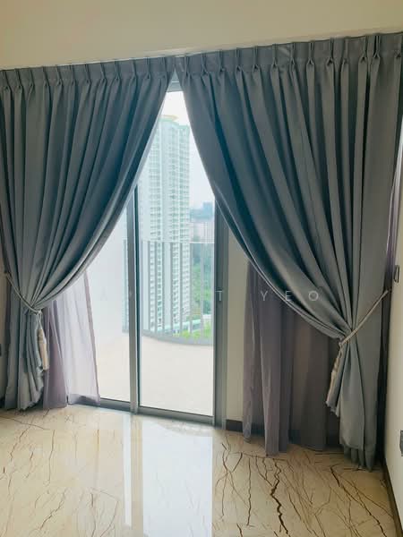 Queens Peak, 1 Dundee Road, 1 Bedroom, 441 sqft, Condominium For Rent, by Baptist Yeo, 500190752 - Balcony - PropertyGuru.com.sg