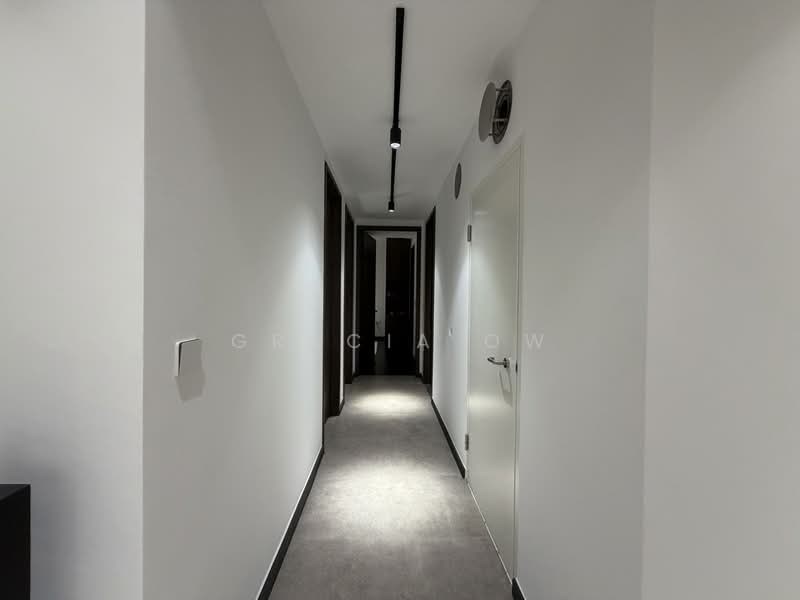Midtown Modern, 18 Tan Quee Lan Street, 3 Bedrooms, 1,066 sqft, Condominium For Sale, by Gracia Ow, 500190754 - Corridor - PropertyGuru.com.sg