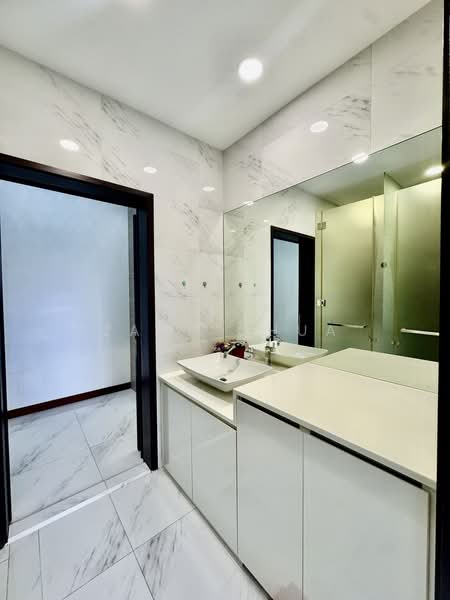 The Hillier, 6 Hillview Rise, 3 Bedrooms, 807 sqft, Condominium For Sale, by Zack Chua, 500190774 - Bathroom - PropertyGuru.com.sg