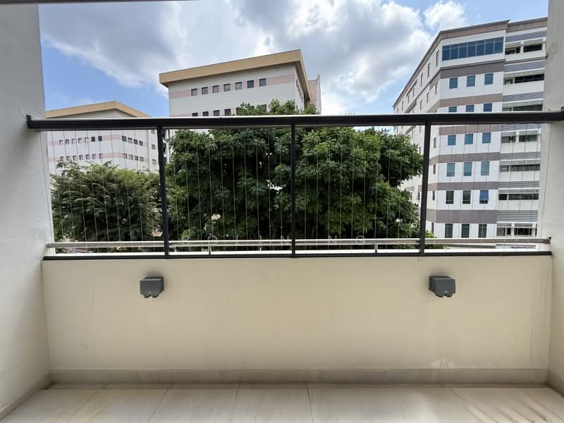 20 Joo Seng Road, 20 Joo Seng Road, 3 Bedrooms, 1,571 sqft, HDB Flat For Sale, by Bolin Ng, 500190800 - Balcony - PropertyGuru.com.sg
